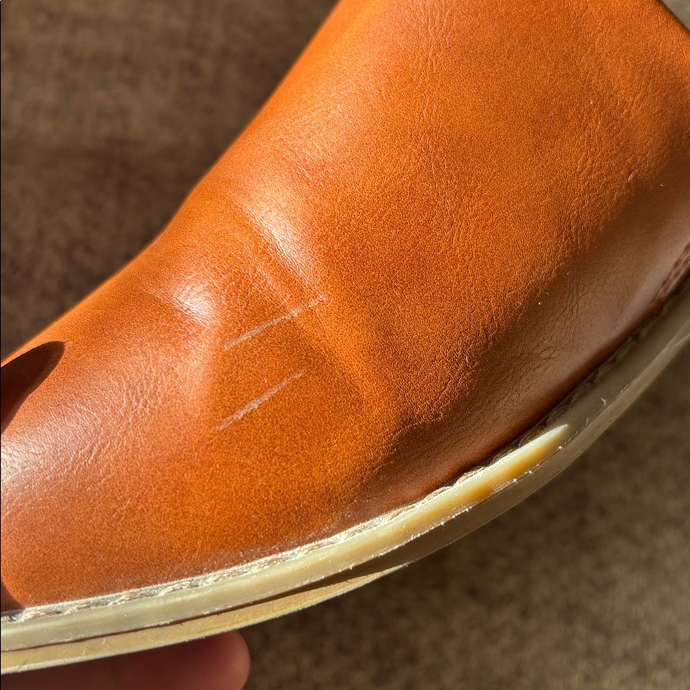 Universal Thread Mules - Picture 3 of 6